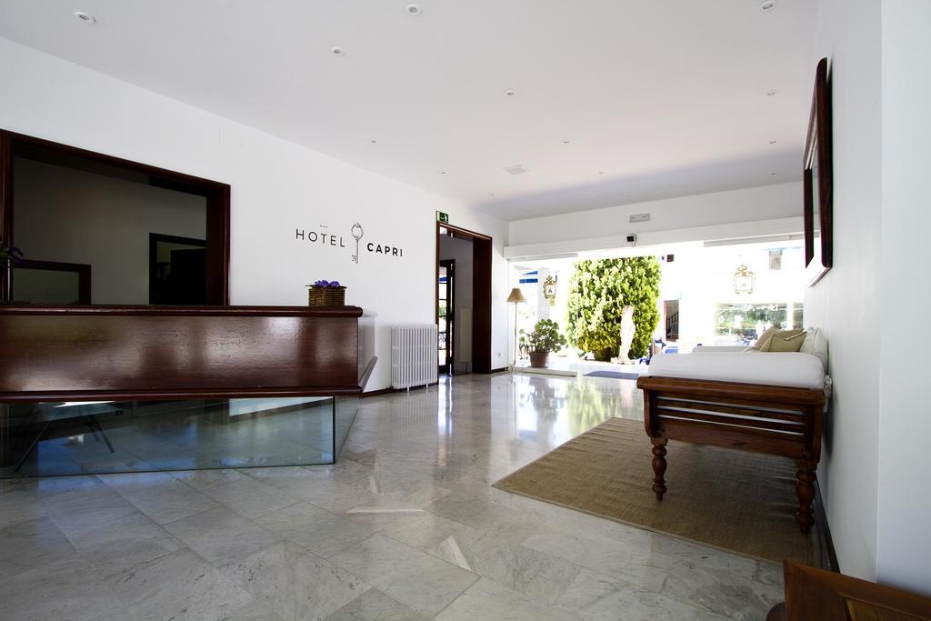Hotel Capri Сиджес Экстерьер фото