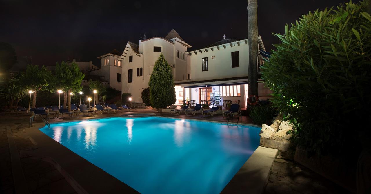 Hotel Capri Сиджес Экстерьер фото